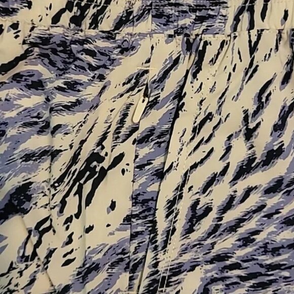 THE NORTH FACE Never Stop Wearing SKORT Women's XXL Blue Print NWT Animal Print - Picture 6 of 6